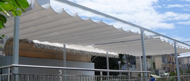 Quy trình thay bạt mái che di động tại Phương Trang