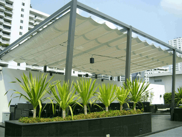 Khám phá vẻ đẹp tự nhiên và tiện ích của mái xếp sân vườn – Giải pháp tuyệt vời cho không gian ngoài trời