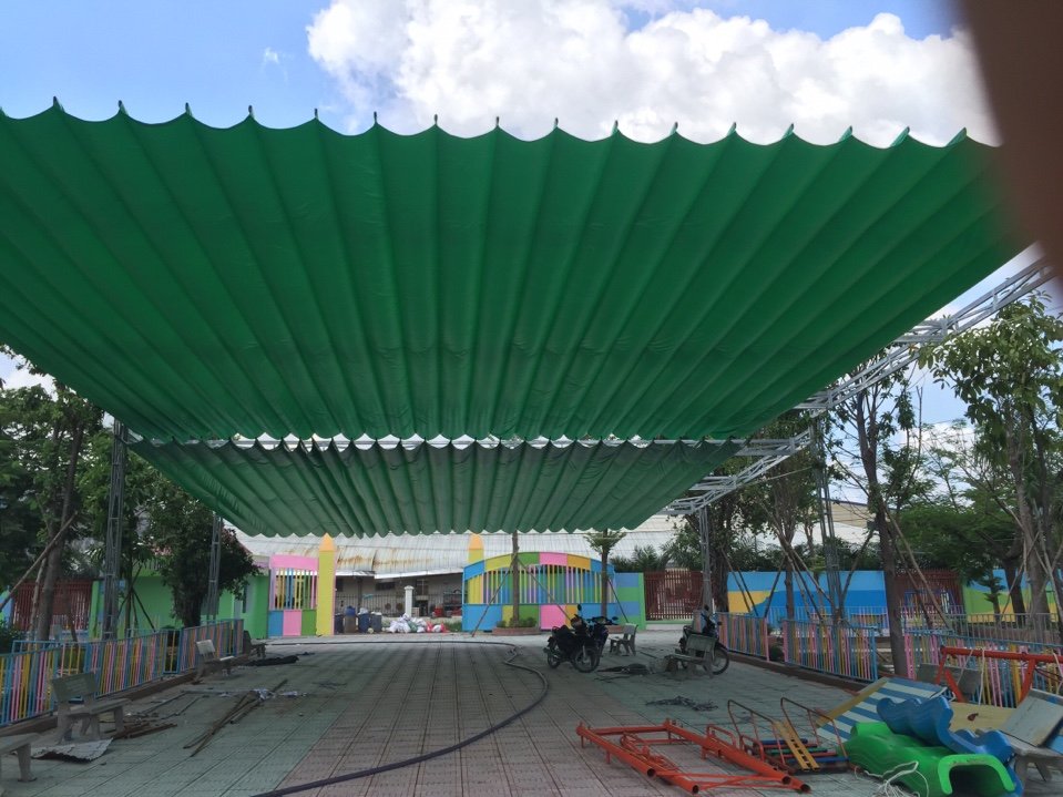 Mái che di động TPHCM - Giải pháp tối ưu cho không gian ngoài trời linh hoạt và bền vững