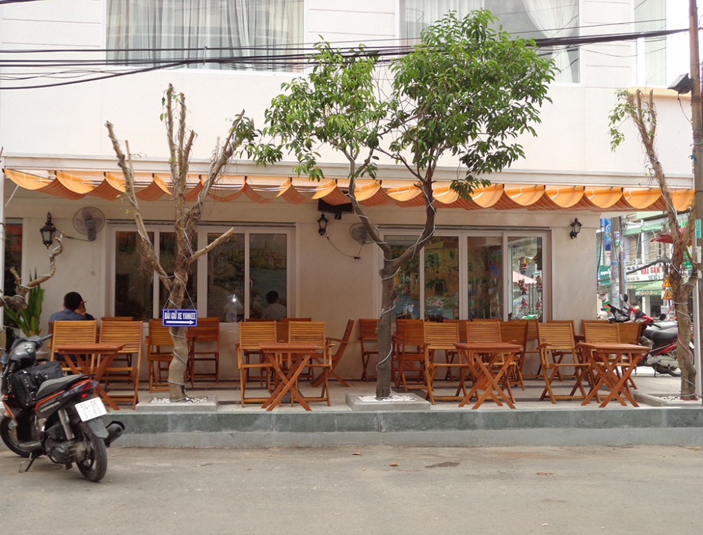 Mái che di động TPHCM - Giải pháp tối ưu cho không gian ngoài trời linh hoạt và bền vững