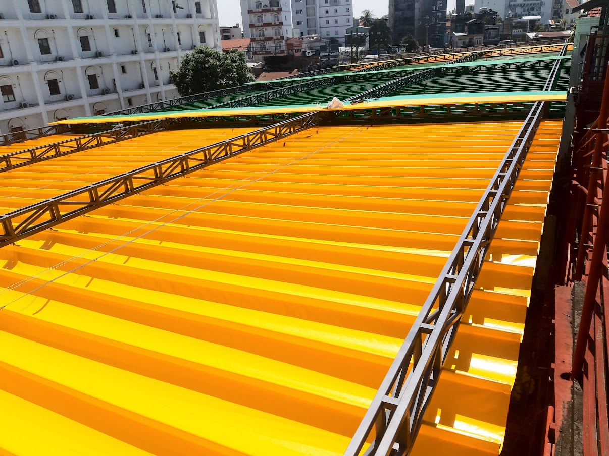 Cách Chọn Màu Bạt Mái Xếp Hợp Phong Thủy - Tăng Tài Lộc và May Mắn Cho Gia Đình Bạn