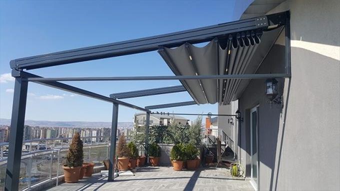 Khám Phá Ưu Điểm Vượt Trội của Mái xếp khung nhôm – Giải Pháp Bền Vững Cho Không Gian Sống