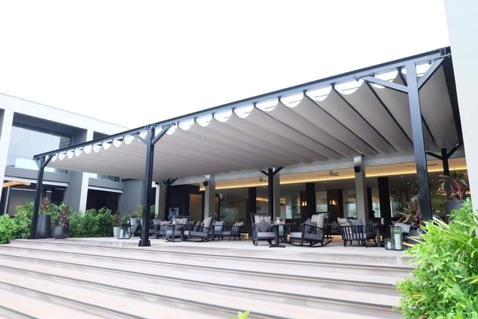 Mái xếp cho cửa hàng ăn uống - Giải pháp tối ưu giúp mở rộng không gian và nâng cao trải nghiệm khách hàng
