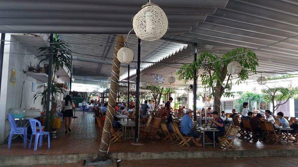 Mái xếp cho quán nhậu - Giải pháp tối ưu cho không gian thưởng thức ẩm thực ngoài trời